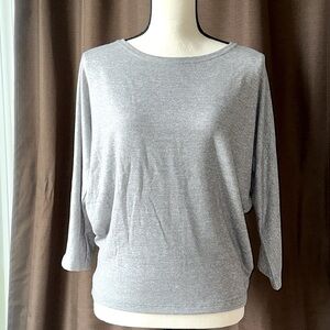 Tahari Gray top Size M